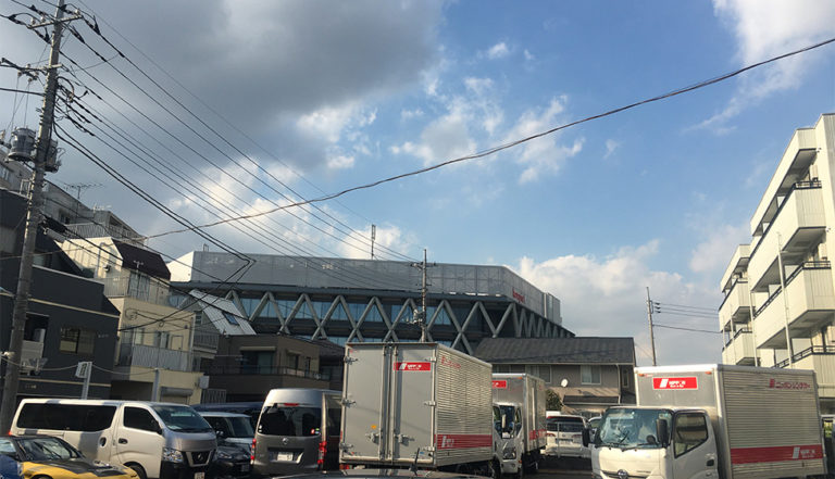 工場見学_仙川駅_空