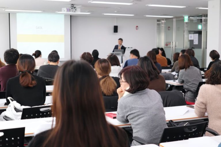 ネットビジネスで稼げない人の特徴-セミナー