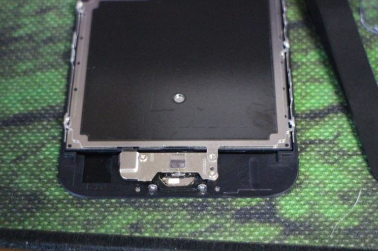 iPhoneの画面割れ修理を自分で行う手順-22
