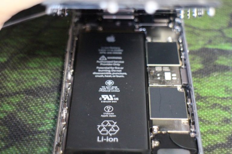 iPhoneの画面割れ修理-バッテリー交換-自分で