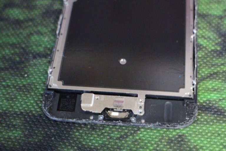 iPhoneの画面割れ修理を自分で行う手順-16