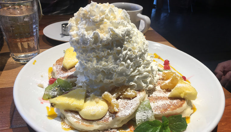 コナズ珈琲_メニュー_東浦和店-パンケーキゴールデンパイン